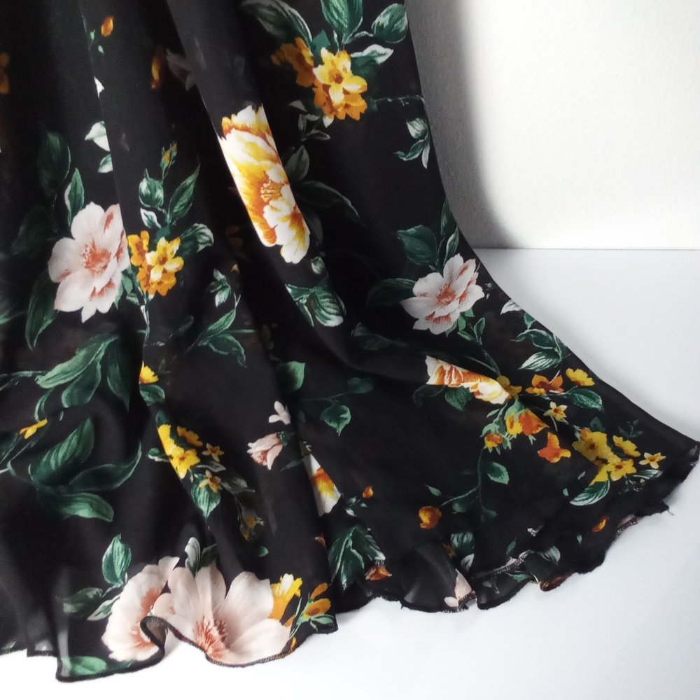 Floral Black Maxi Wrap Dress Size S Garden Boho Wedding Guest - Picture 3 of 6